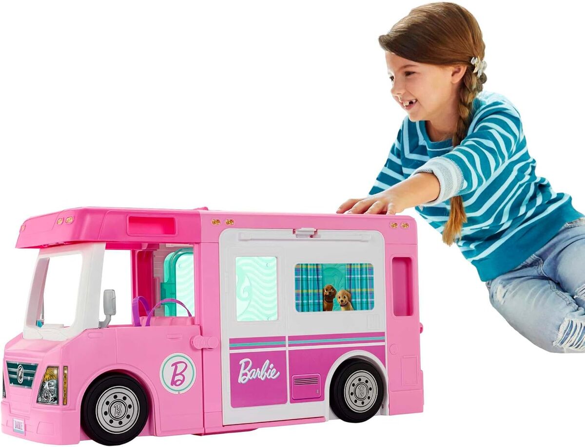 Test : barbie Camping-Car 3-en-1, l'aventure tout-inclus !