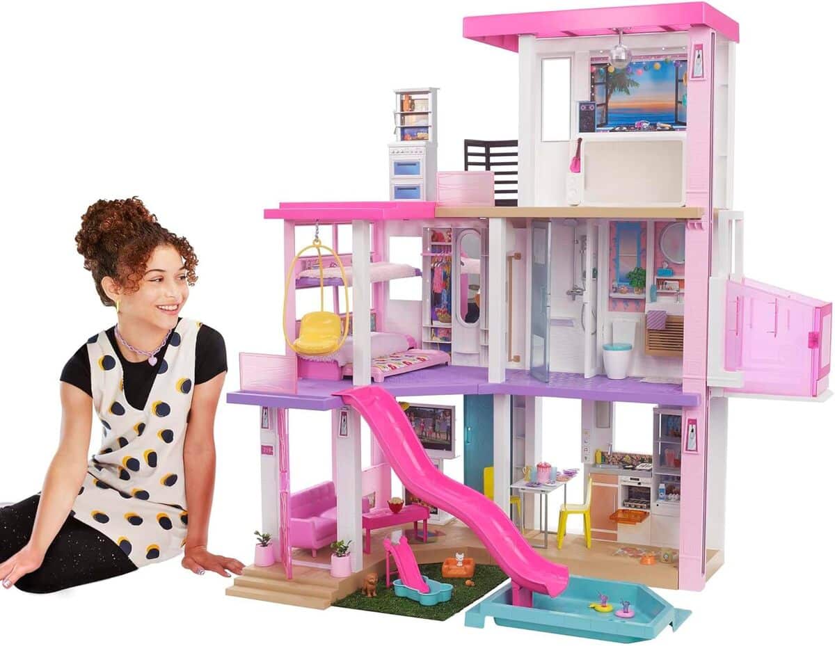 Test : barbie Maison de Rêve, lumières et Sons +75 Accessoires