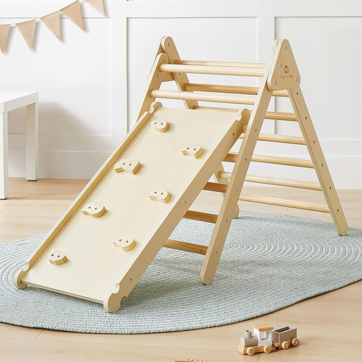 Test : tiny Land triangle d'escalade bois 2 en 1 pour les tout-petits