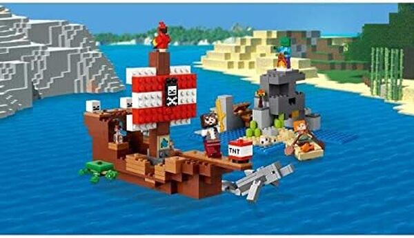 LEGO 21152 Minecraft L'Aventure du Bateau Pirate